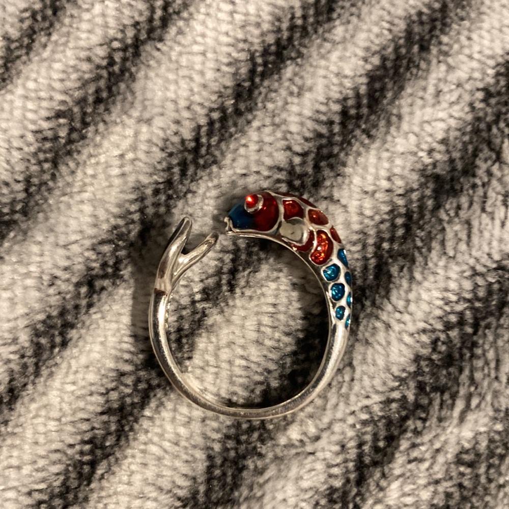 Sterling silver adjustable coy fish ring.